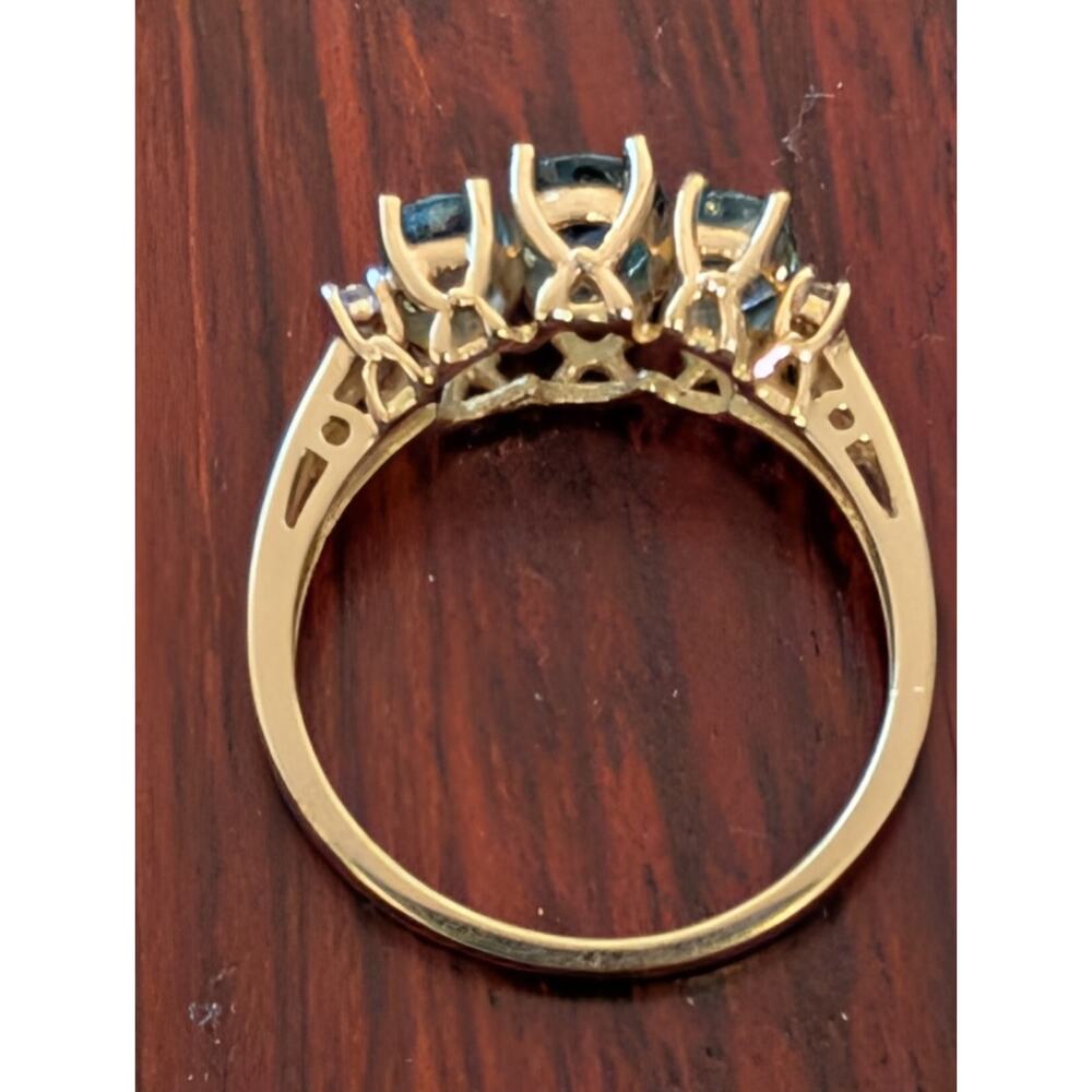 14K YELLOW GOLD Ring Size 6.75 With 3 Oval Aquamarine & 4 TINY DIAMOND Stones - Picture 2 of 9